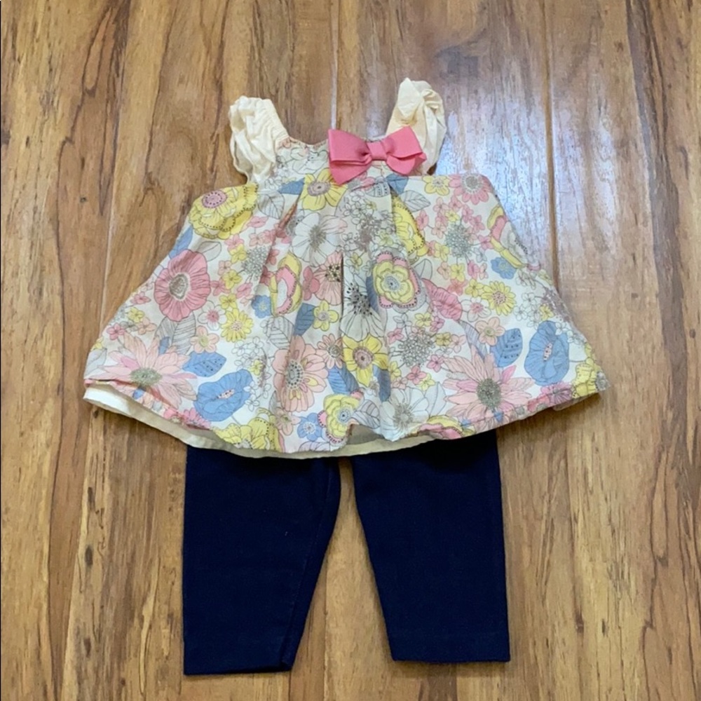 ✨EUC Mix & Match Two Piece Set!✨
